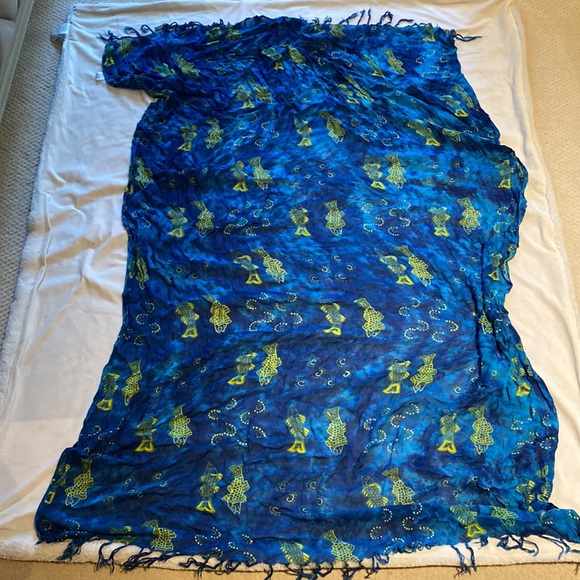 Ana & Kate Coverup - Picture 6 of 6